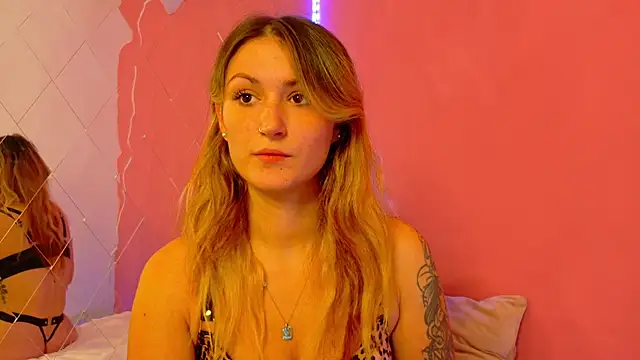 Snapshot of Anaayss_ chatting on October 21, 4:35 am Anaayss online show from October 21, 4:35 am