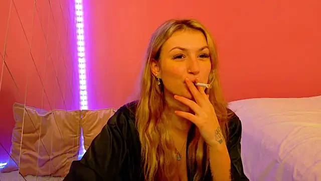 Snapshot of Anaayss_ chatting on December 1, 5:45 am Anaayss online show from December 1, 5:45 am