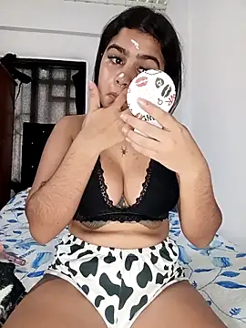 Sashalana online show from October 2, 12:45 pm