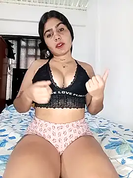 Sashalana online show from October 30, 1:45 pm