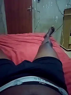 Snapshot of pauuuzudooo9 chatting on October 2, 4:03 pm pauuuzudooo9 online show from October 2, 4:03 pm