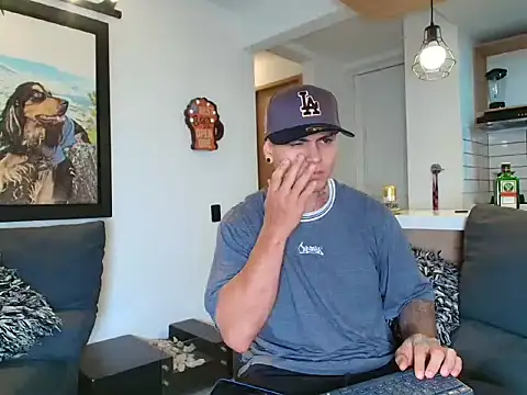Snapshot of Marko_Toro__ chatting on September 30, 10:15 pm Marko Toro   online show from September 30, 10:15 pm