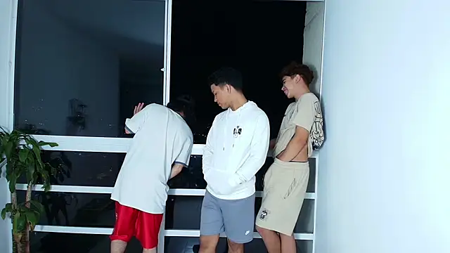 Snapshot of latin_naughty_boys chatting on October 10, 11:48 pm latin naughty boys online show from October 10, 11:48 pm