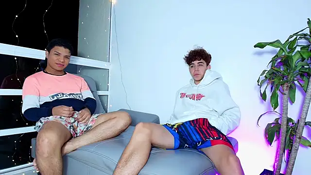 Snapshot of latin_naughty_boys chatting on October 16, 1:28 am latin naughty boys online show from October 16, 1:28 am