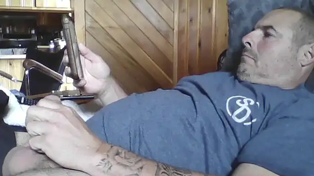 Snapshot of dan691000 chatting on October 14, 7:14 pm dan691000 online show from October 14, 7:14 pm