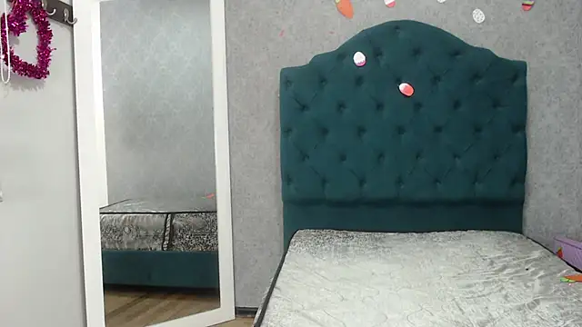 Vic Taylor online show from April 4, 11:18 am