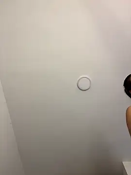 IsabellaJoness  online show from December 1, 8:03 pm