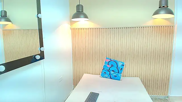 Frayhot777 online show from February 6, 8:23 pm