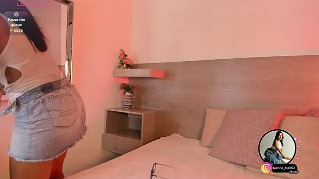 Ivana Hall online show from October 22, 9:03 pm