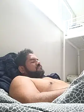 Snapshot of theking1_1 chatting on October 20, 5:02 pm theking1 1 online show from October 20, 5:02 pm