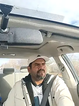 Snapshot of theking1_1 chatting on December 17, 4:35 pm theking1 1 online show from December 17, 4:35 pm