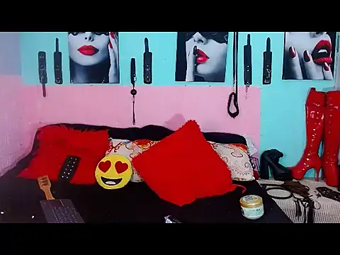 mylygrey online show from April 10, 11:09 pm