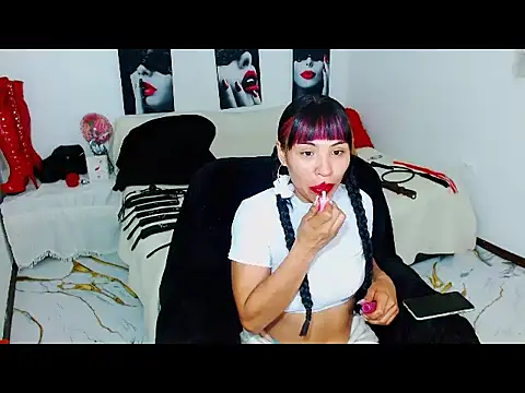 Snapshot of mylygrey chatting on June 30, 2:40 pm mylygrey online show from June 30, 2:40 pm