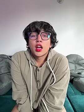 -BlueOpal- online show from April 27, 2:59 pm