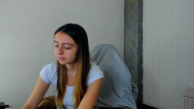 lala clark online show from February 7, 8:23 pm