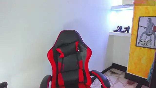 lala clark online show from February 9, 8:24 pm