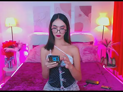 Sofia SlutGoddess online show from October 6, 12:46 pm