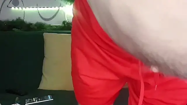 Snapshot of masc4mask_uk chatting on November 10, 6:45 am masc4mask uk online show from November 10, 6:45 am