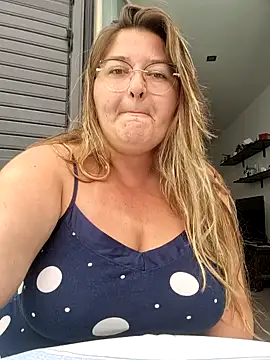 HornyBella88 online show from September 25, 9:35 am