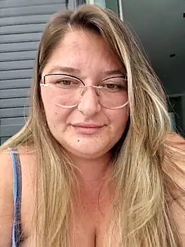 HornyBella88 online show from September 26, 7:45 am