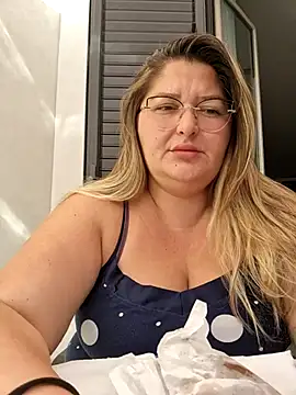 HornyBella88 online show from October 19, 8:15 am