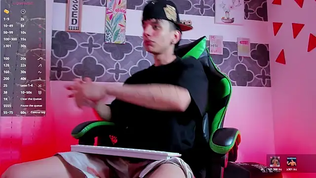 Skinny batman online show from December 21, 8:27 pm