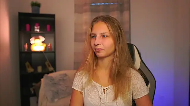 emmie murray online show from November 16, 2:11 pm