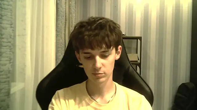 Hoot Dude  online show from November 26, 3:13 pm