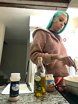 YeahhhitsBreezy online show from November 2, 10:34 pm