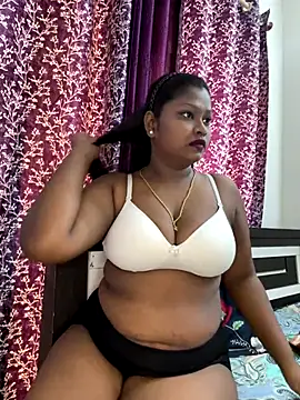 Snapshot of Shradha-999 chatting on October 3, 11:51 am Shradha-999 online show from October 3, 11:51 am
