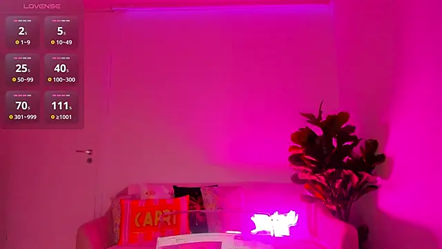 TiaBelle online show from November 11, 8:09 pm