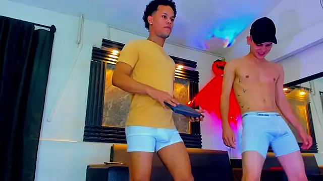 ALEX MILLER25 online show from October 12, 3:49 am