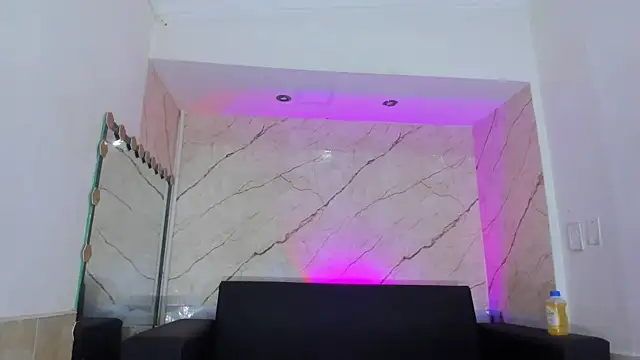 ALEX MILLER25 online show from December 15, 11:09 pm