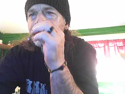 HippieDad333 online show from May 11, 6:27 pm