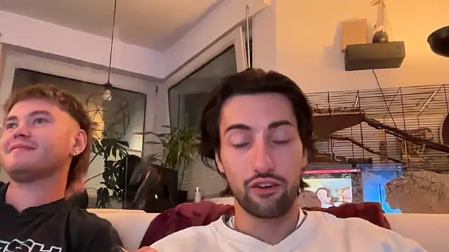 Snapshot of Passion-Frucht chatting on September 23, 8:12 pm Passion-Frucht online show from September 23, 8:12 pm