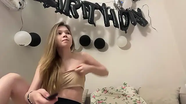 CandysRose online show from April 15, 9:26 pm