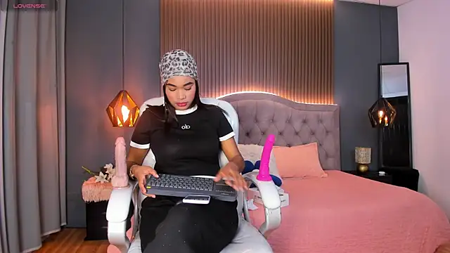 Tiffany  charm  online show from January 8, 3:20 am