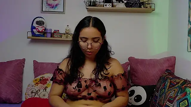 LucyDerby online show from November 14, 12:20 am