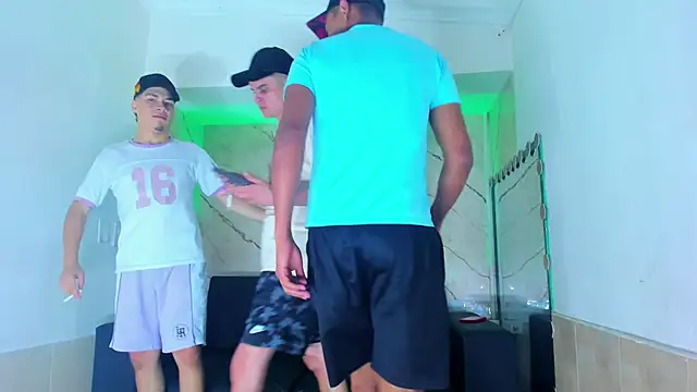 liam coleman25 online show from November 17, 4:51 am