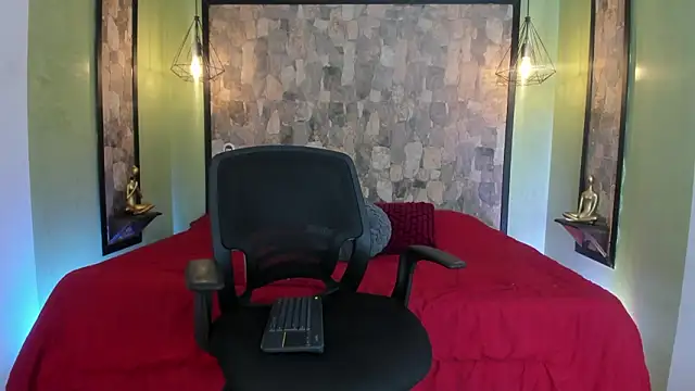 Snapshot of Axel_Draven chatting on March 18, 1:14 pm Axel Draven online show from March 18, 1:14 pm