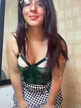 came lia1 online show from September 28, 5:02 am