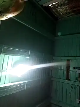 Snapshot of geroyema chatting on October 10, 1:48 am geroyema online show from October 10, 1:48 am