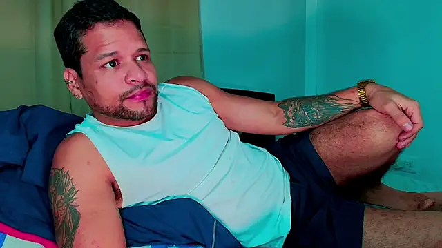 LucasGaeel online show from November 13, 11:20 am