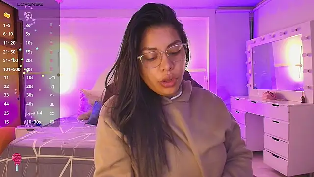 kloe28 online show from February 14, 3:58 am