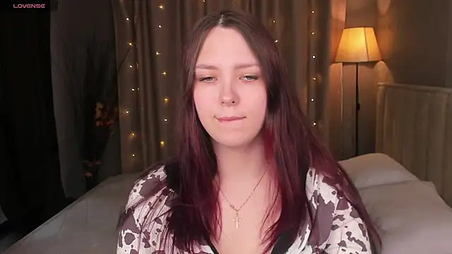 Monica  Queen online show from April 13, 5:24 am