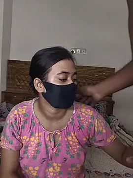 Love Queen11 online show from November 1, 7:54 am