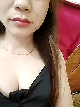 Snapshot of Girl_Shy2000 chatting on October 4, 7:17 am Girl Shy2000 online show from October 4, 7:17 am