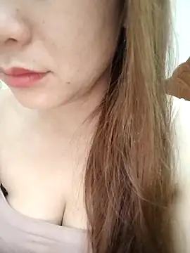 Snapshot of Girl_Shy2000 chatting on November 8, 9:24 pm Girl Shy2000 online show from November 8, 9:24 pm