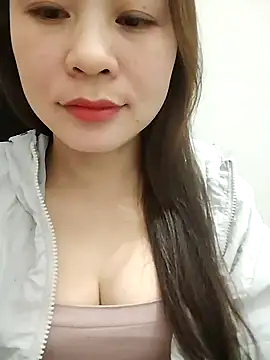 Snapshot of Girl_Shy2000 chatting on November 28, 12:30 pm Girl Shy2000 online show from November 28, 12:30 pm