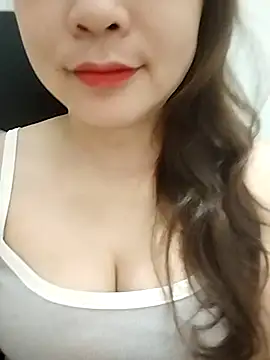 Snapshot of Girl_Shy2000 chatting on April 29, 9:54 pm Girl Shy2000 online show from April 29, 9:54 pm